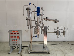 5L哈氏合金夾套循環加熱手動升降實驗釜已完工發往俄羅斯