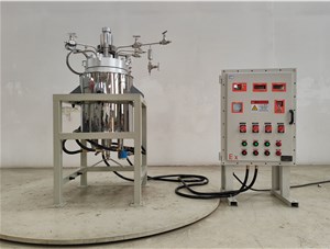 10L防爆高溫高壓不銹鋼油浴電加熱反應釜已完工發往九江