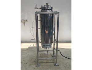 5L高壓不銹鋼實驗室反應釜已完工發往金昌